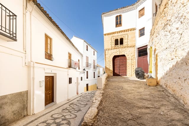 4 soverom Rekkehus til salgs i Alhama de Granada - € 70 000 (Ref: 9154307)