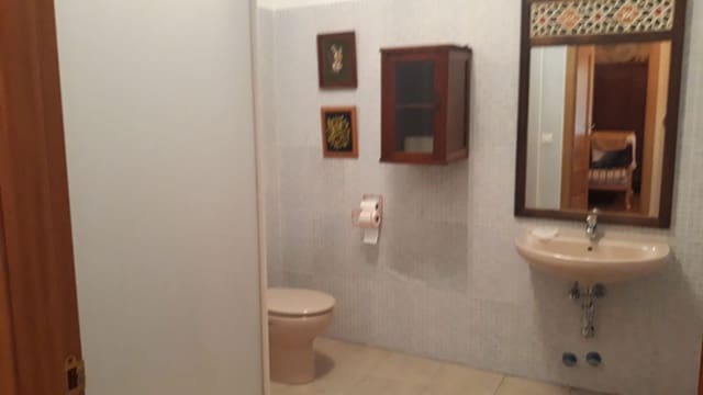 7 bedroom Finca/Country House for sale in Almadén - € 350,000 (Ref: 9159667)