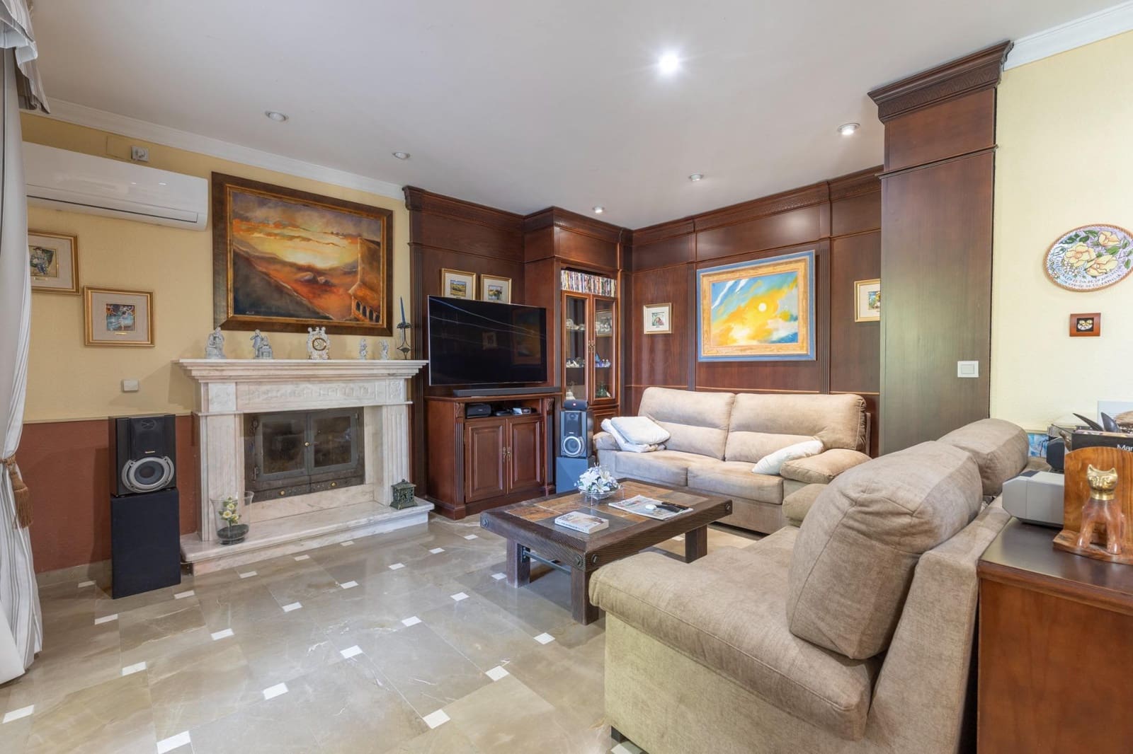 8 soveværelse Villa til salg i Atarfe med swimmingpool garage - € 740.000 (Ref: 9159668)