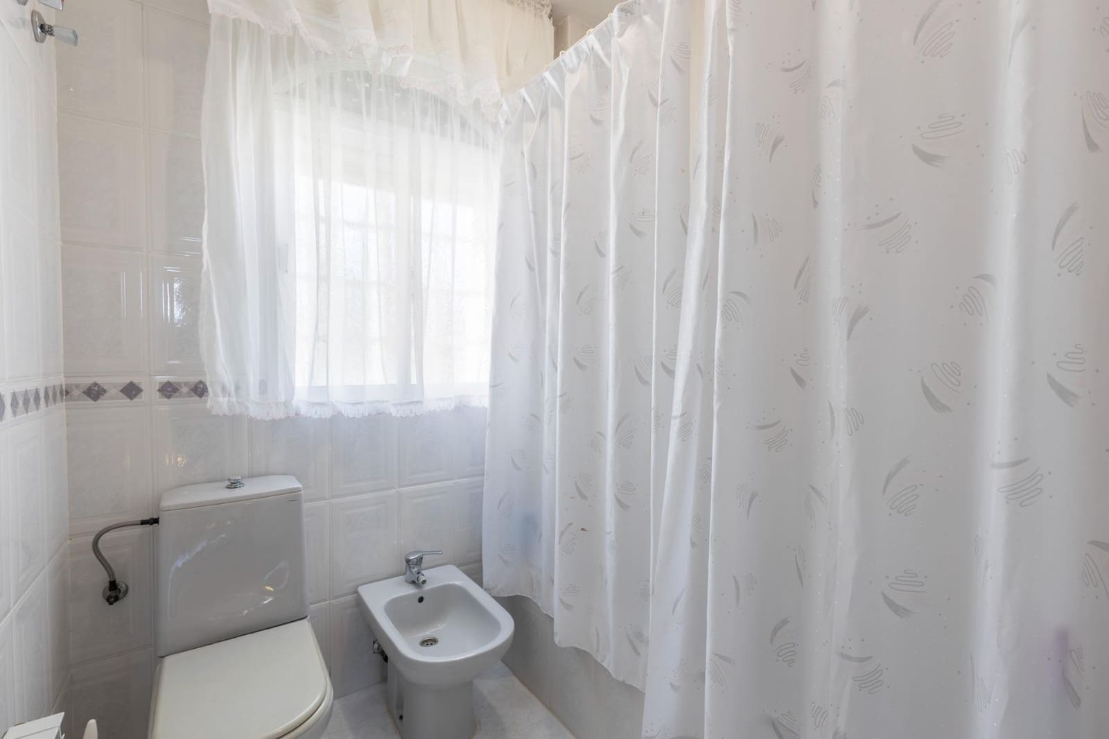 8 soveværelse Villa til salg i Atarfe med swimmingpool garage - € 740.000 (Ref: 9159668)