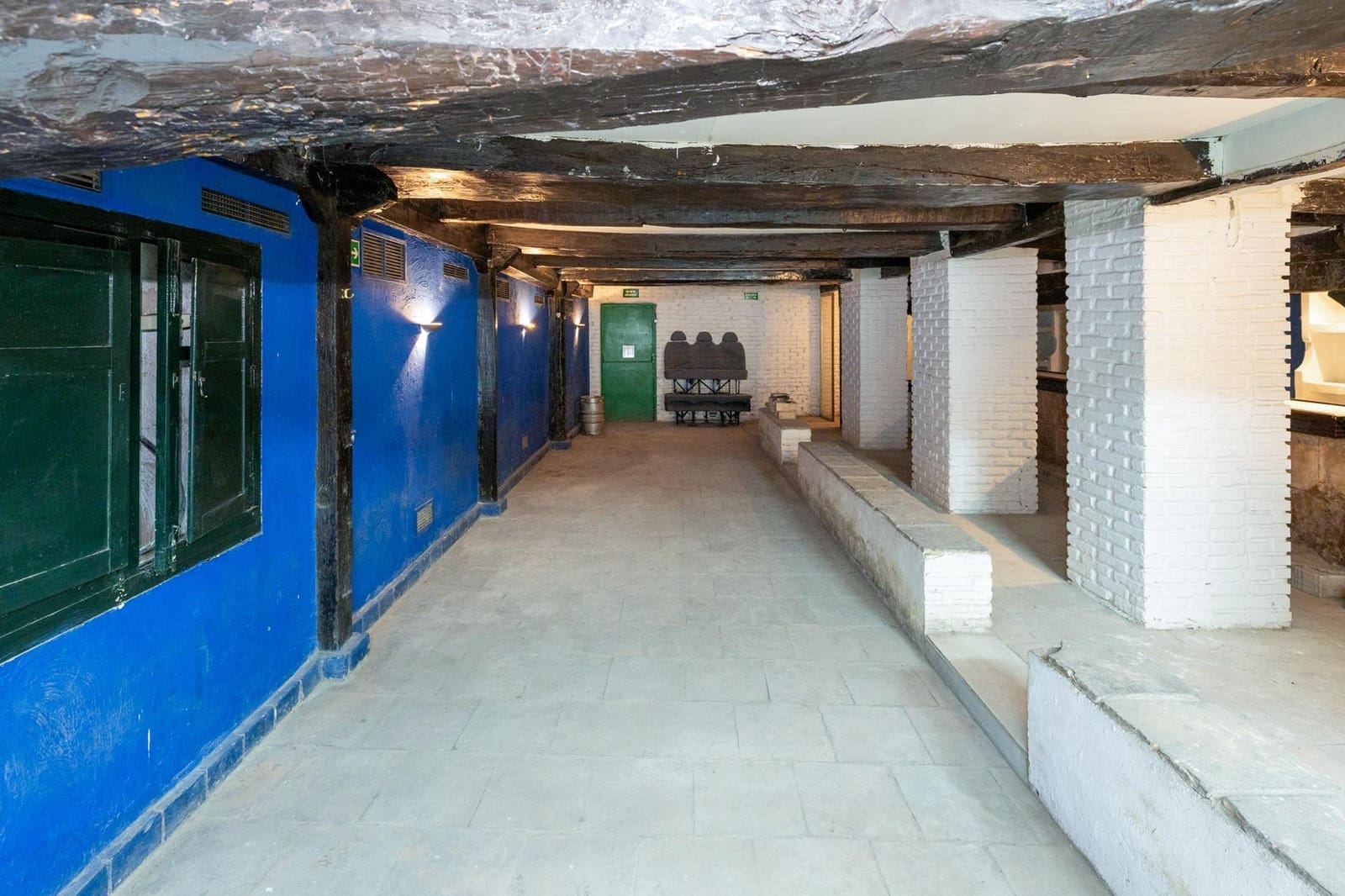 Erhverv til salg i Granada by - € 90.000 (Ref: 9159671)