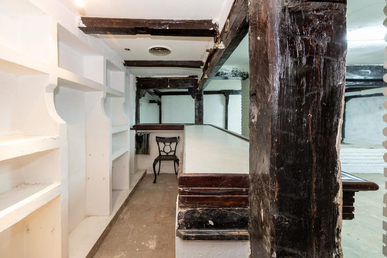 Erhverv til salg i Granada by - € 90.000 (Ref: 9159671)