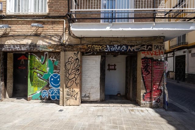 Erhverv til salg i Granada by - € 90.000 (Ref: 9159671)
