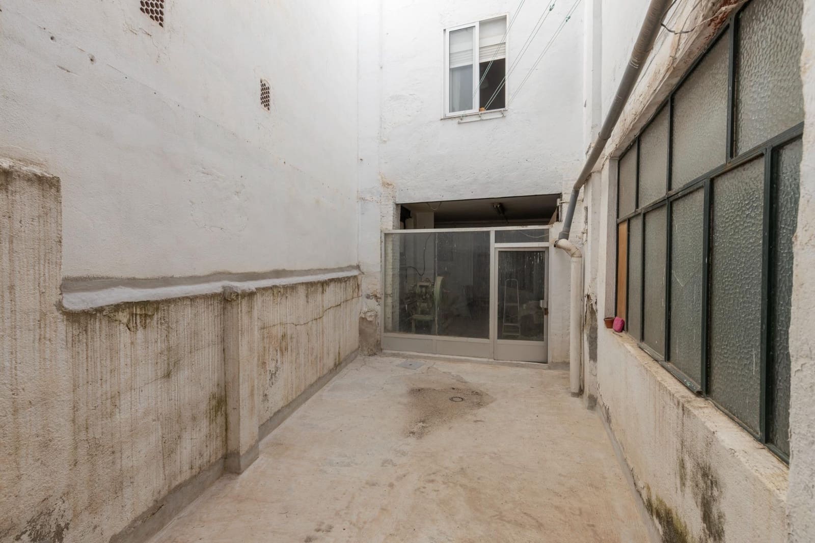 Hus til salgs i Granada by - € 950 000 (Ref: 9159672)