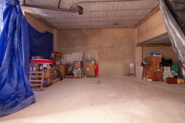 Commercial for sale in Linares - € 115,000 (Ref: 9161210)