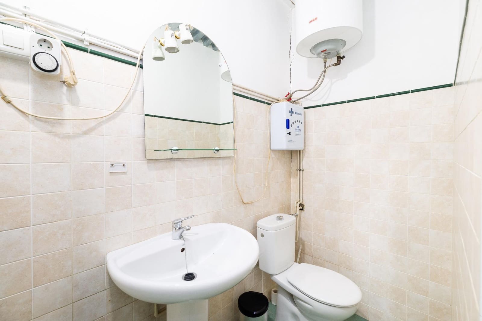 3 soveværelse Finca/Landehus til salg i Cogollos Vega - € 205.000 (Ref: 9161211)