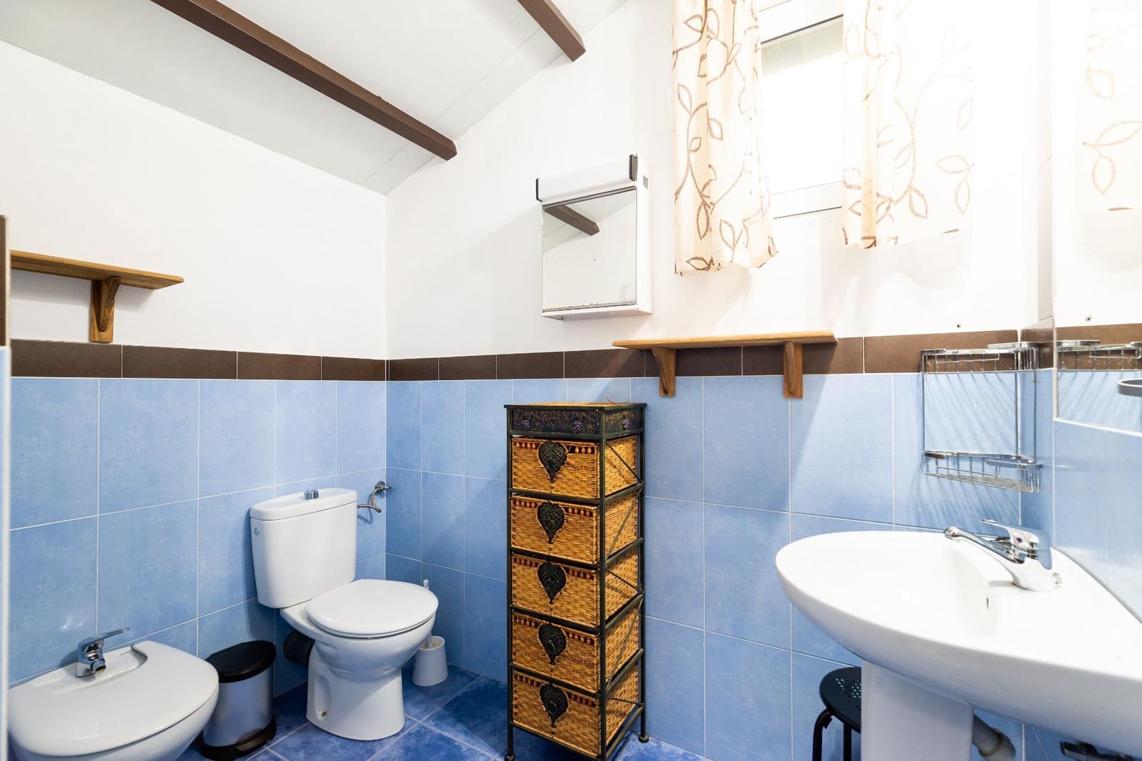 3 soveværelse Finca/Landehus til salg i Cogollos Vega - € 205.000 (Ref: 9161211)