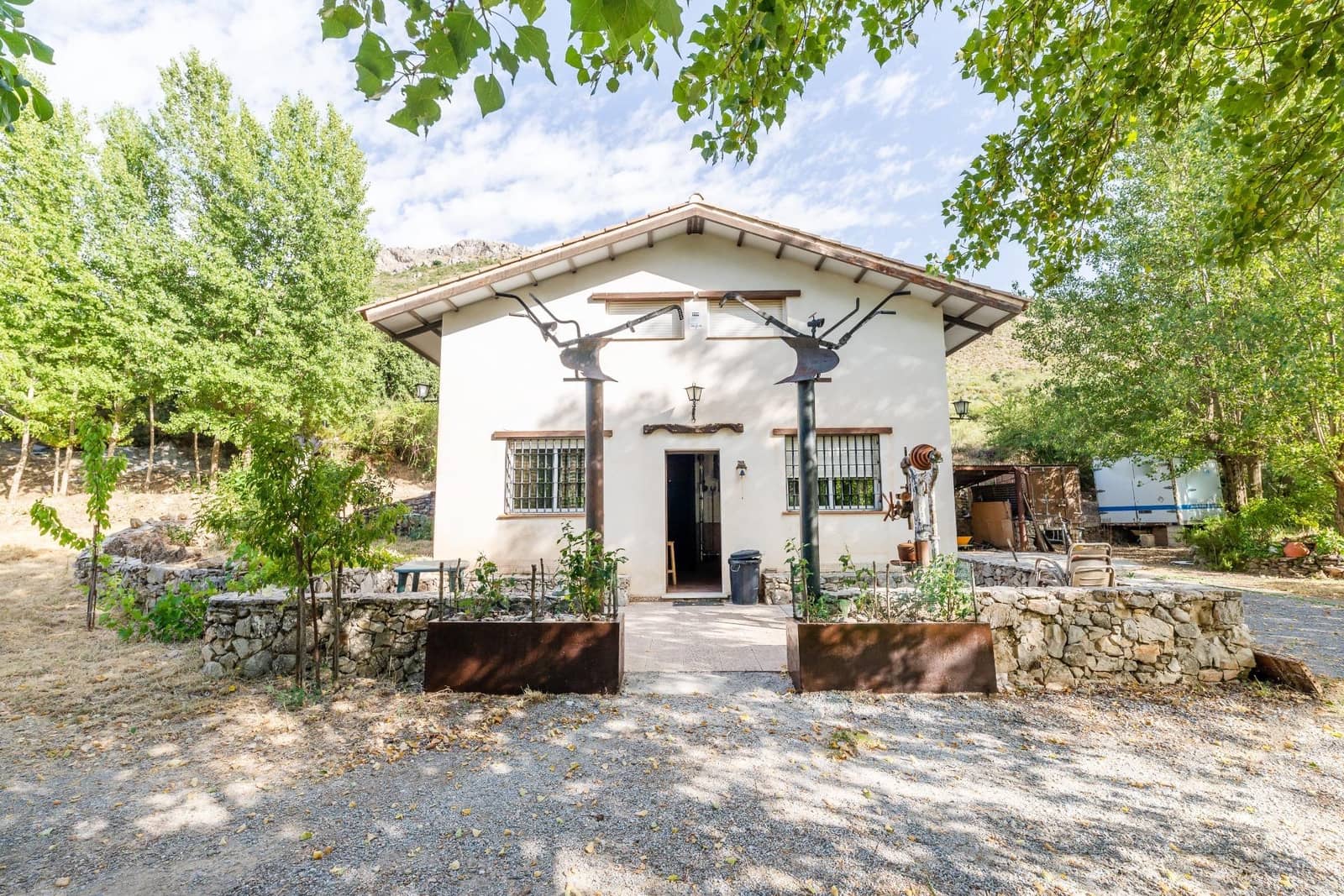 3 soveværelse Finca/Landehus til salg i Cogollos Vega - € 205.000 (Ref: 9161211)