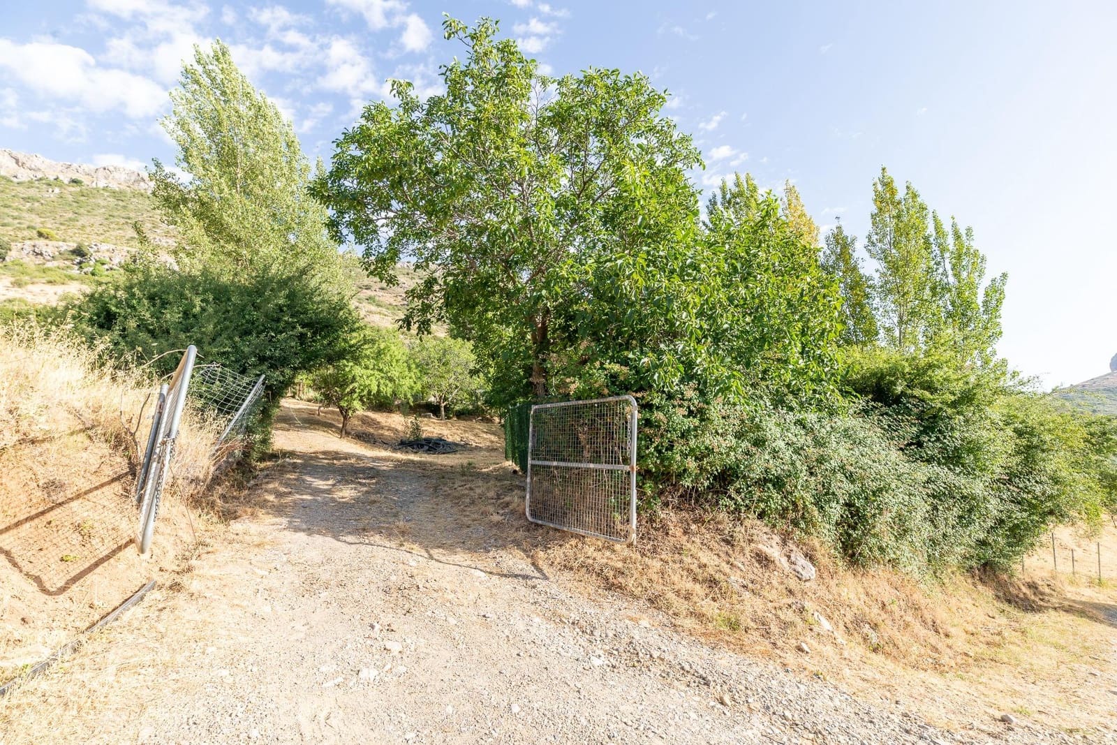 3 soveværelse Finca/Landehus til salg i Cogollos Vega - € 205.000 (Ref: 9161211)