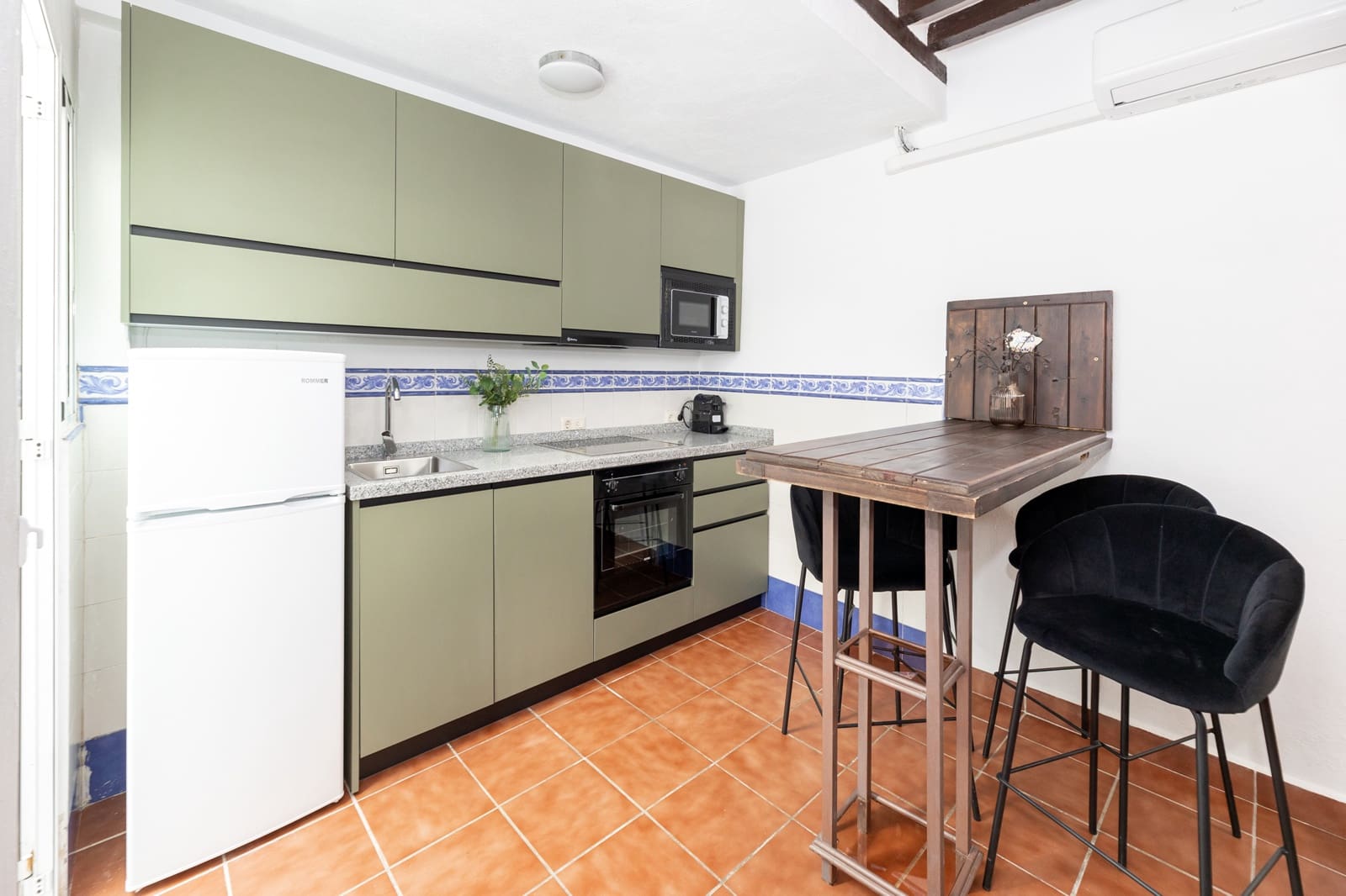 2 soveværelse Rækkehus til salg i Granada by - € 288.000 (Ref: 9161212)