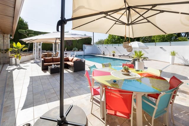 4 soveværelse Villa til salg i Gójar med swimmingpool - € 599.000 (Ref: 9162435)