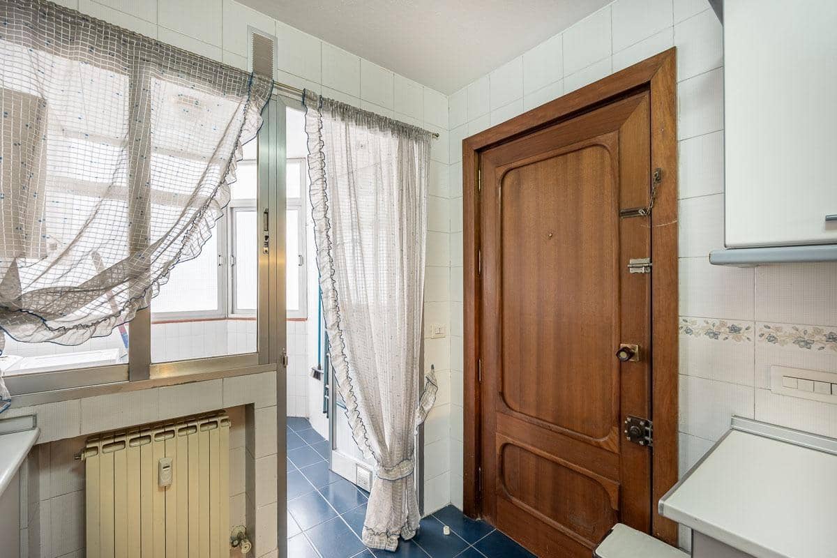 3 quarto Apartamento para venda em Granada cidade com garagem - 385 000 € (Ref: 9162436)