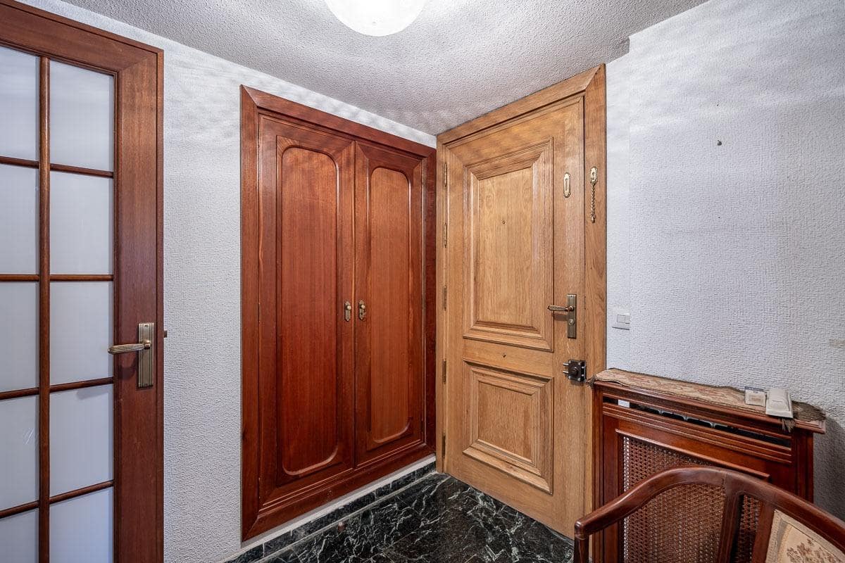 3 quarto Apartamento para venda em Granada cidade com garagem - 385 000 € (Ref: 9162436)