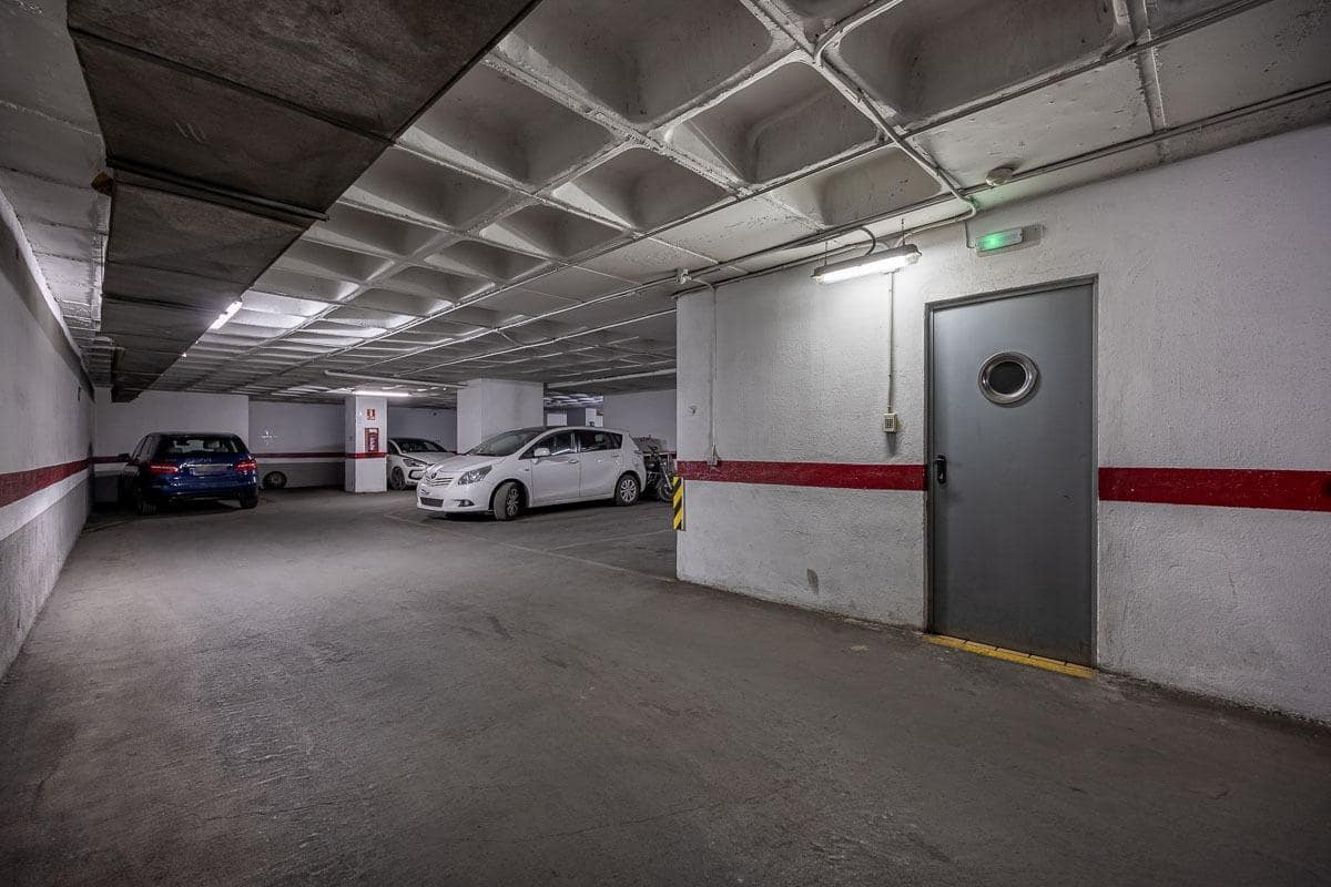 3 quarto Apartamento para venda em Granada cidade com garagem - 385 000 € (Ref: 9162436)