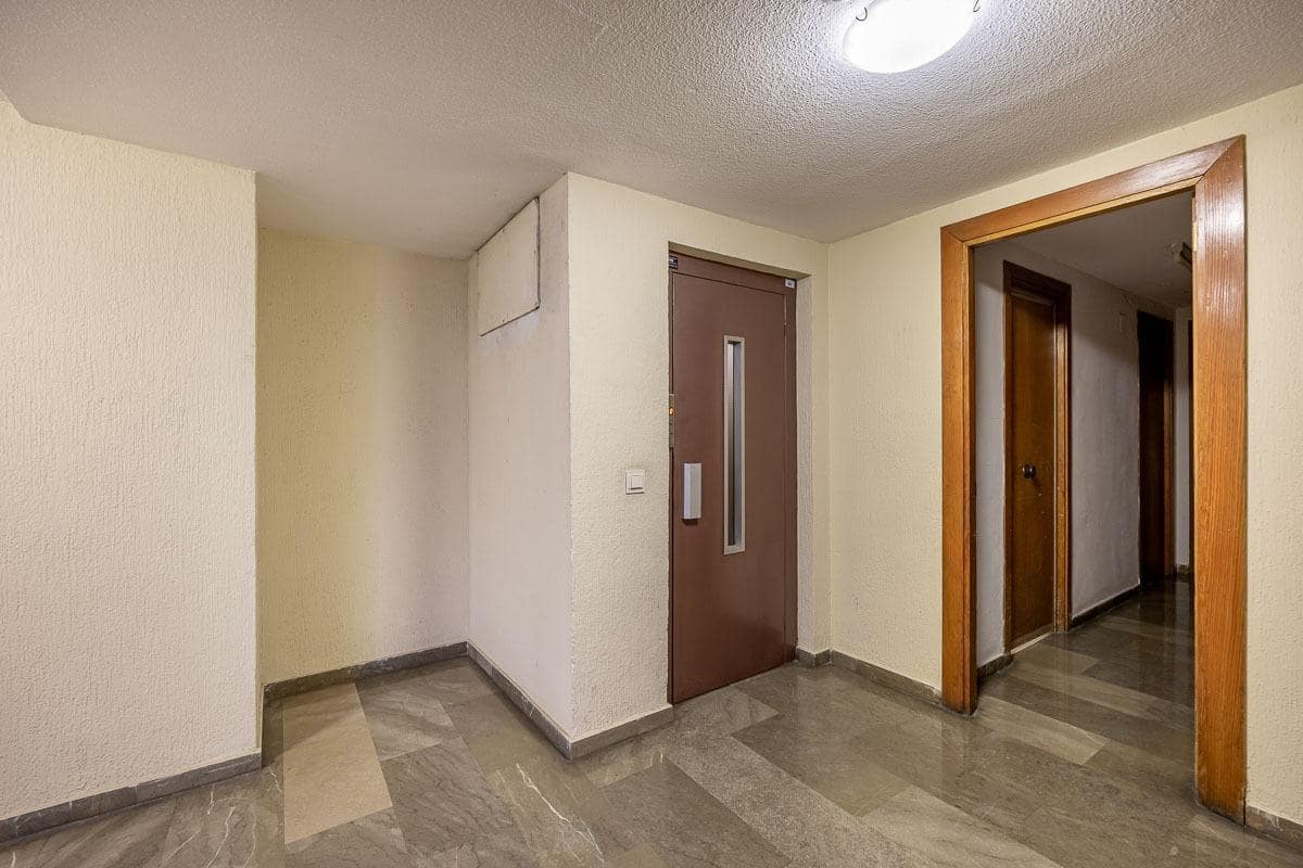 3 quarto Apartamento para venda em Granada cidade com garagem - 385 000 € (Ref: 9162436)