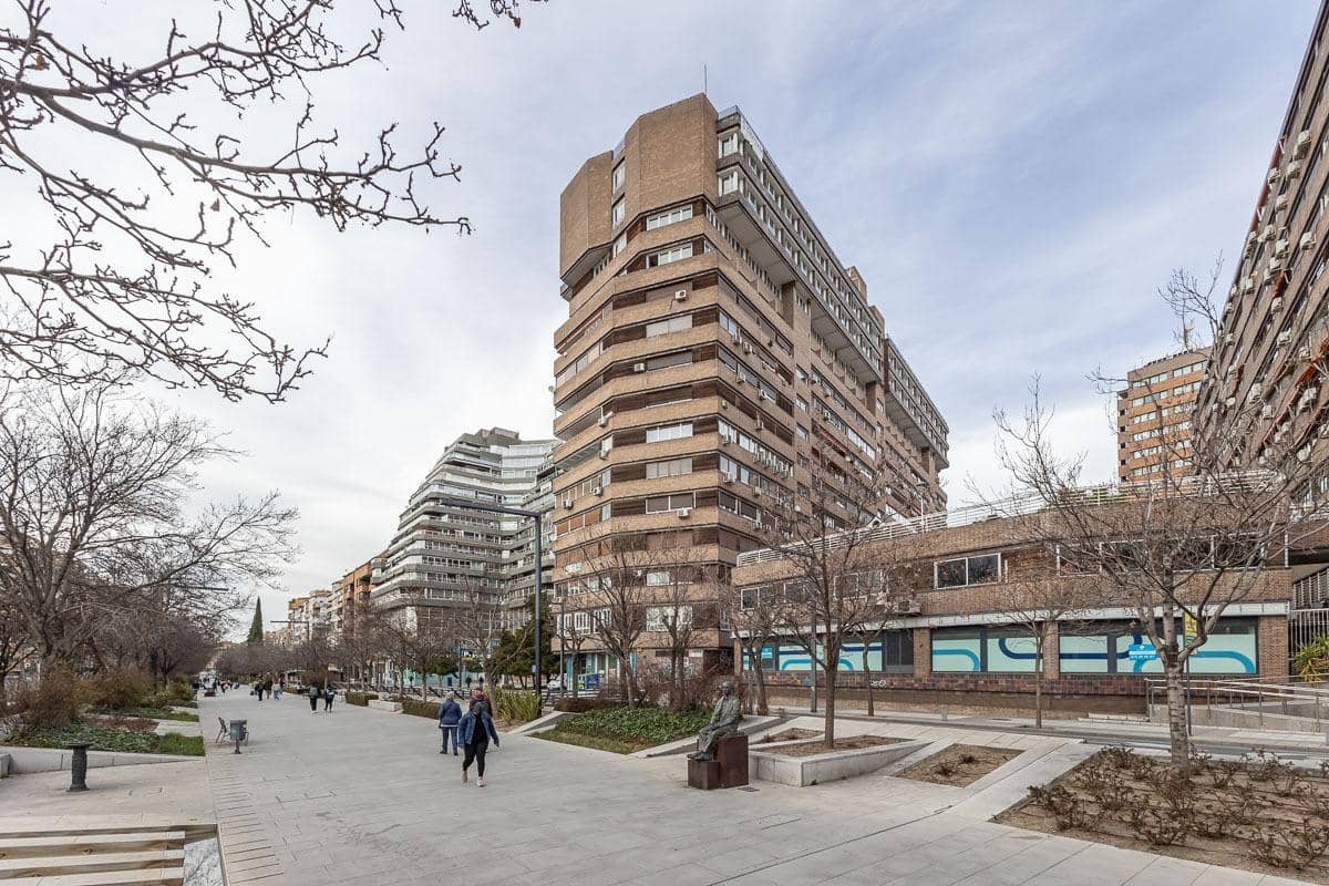 3 quarto Apartamento para venda em Granada cidade com garagem - 385 000 € (Ref: 9162436)