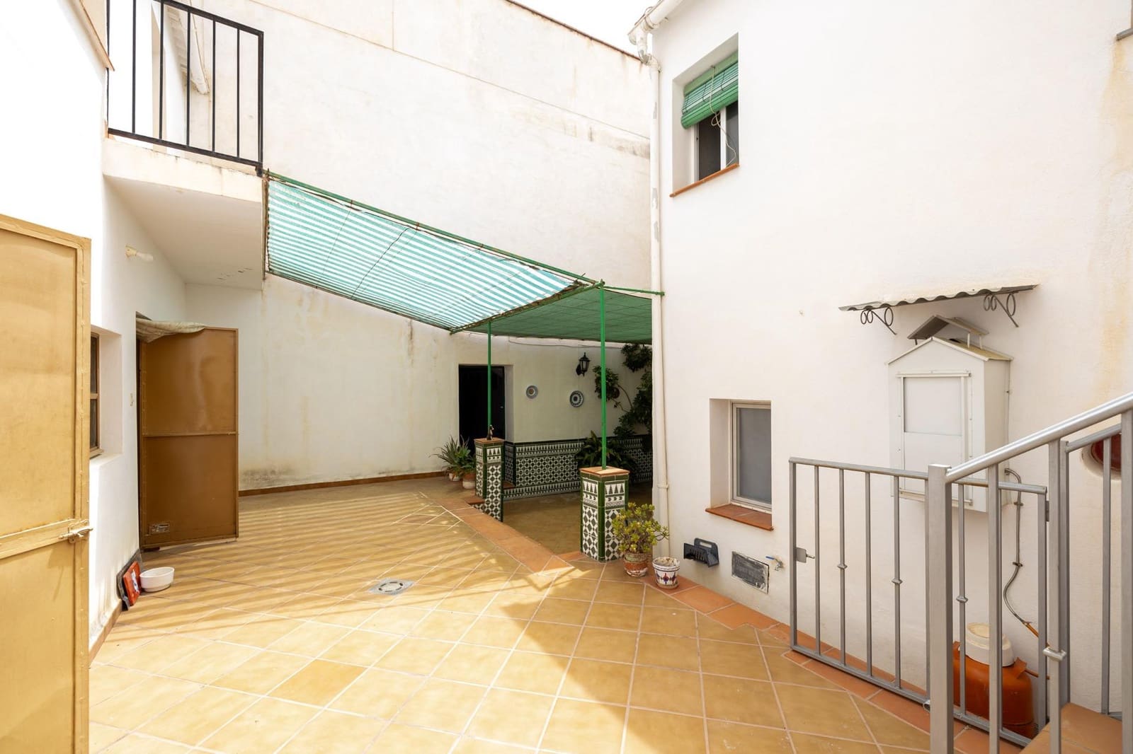 4 soverom Hus til salgs i Illora med garasje - € 84 900 (Ref: 9165964)