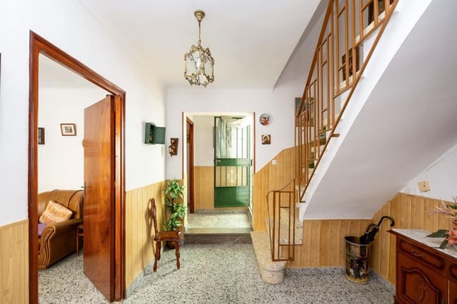 4 soveværelse Byhus til salg i Illora med garage - € 89.990 (Ref: 9165964)