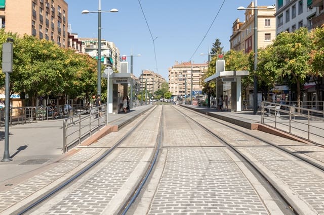 4 soveværelse Lejlighed til salg i Granada by - € 359.000 (Ref: 9166971)