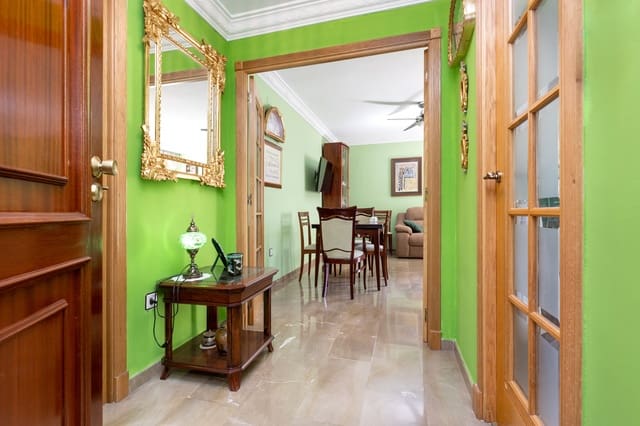 4 soveværelse Lejlighed til salg i Granada by - € 359.000 (Ref: 9166971)