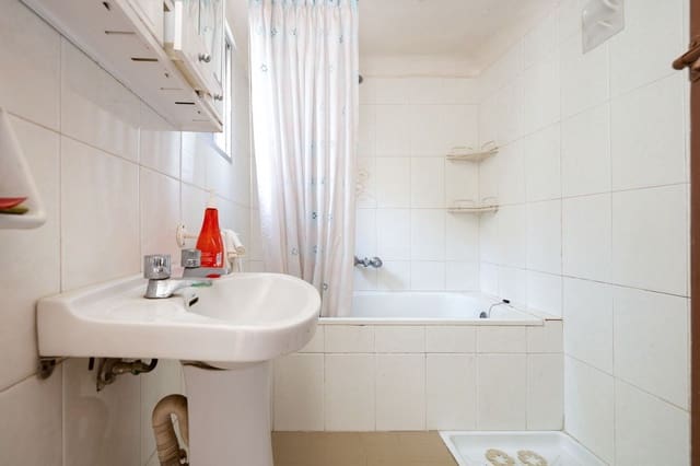 3 soveværelse Byhus til salg i Illora - € 65.000 (Ref: 9169712)