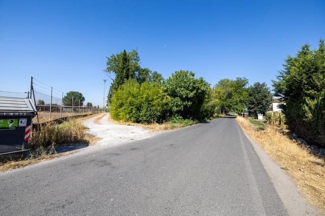 Grond te koop in Granada stad - € 220.000 (Ref: 9171739)