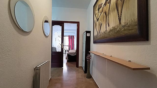 5 soveværelse Lejlighed til leje i Granada by - € 1.300 (Ref: 9174900)