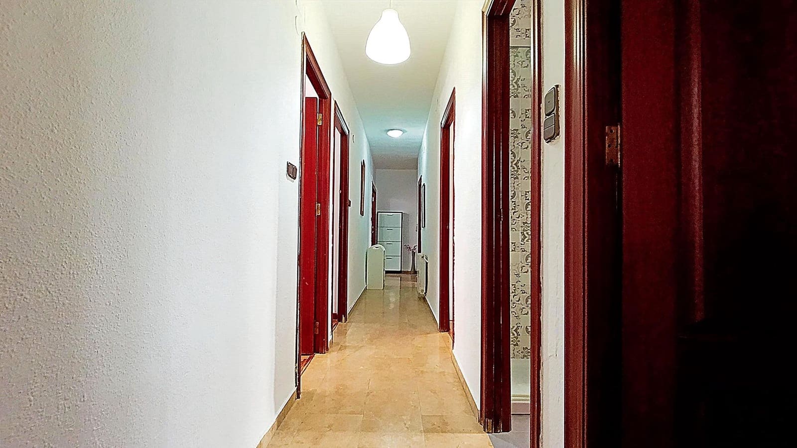 5 soveværelse Lejlighed til leje i Granada by - € 1.300 (Ref: 9174900)