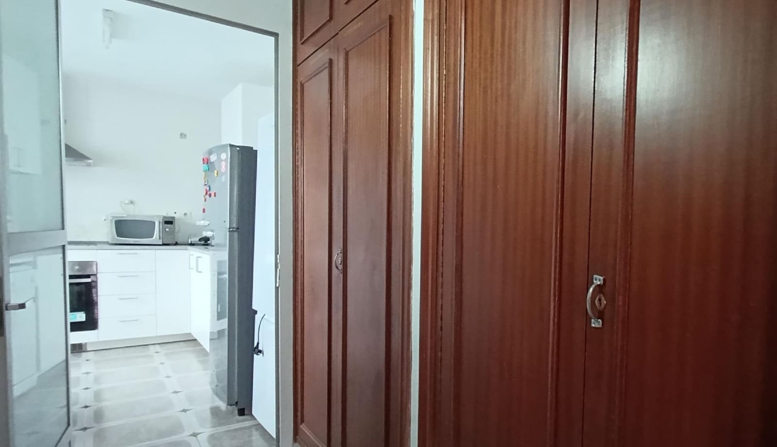 5 soveværelse Lejlighed til leje i Granada by - € 1.300 (Ref: 9174900)