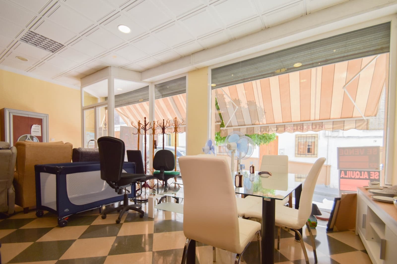 Commercieel te koop in Montefrio - € 200.000 (Ref: 9174901)