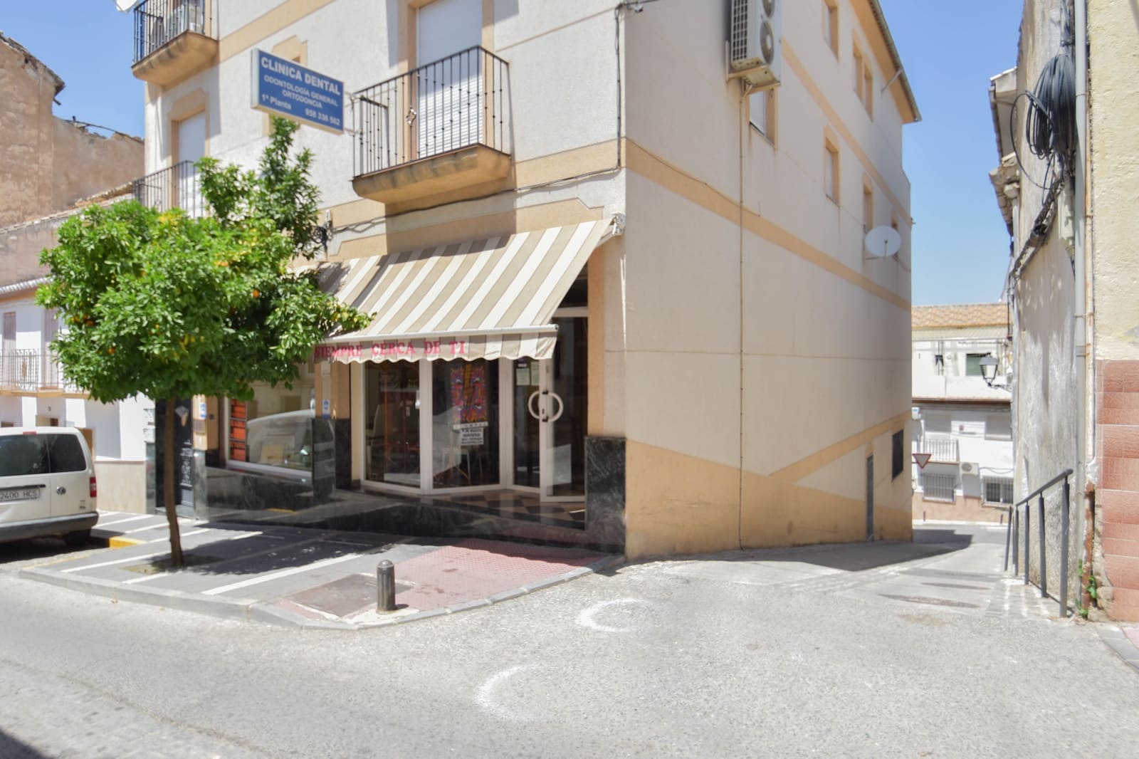 Commercieel te koop in Montefrio - € 200.000 (Ref: 9174901)