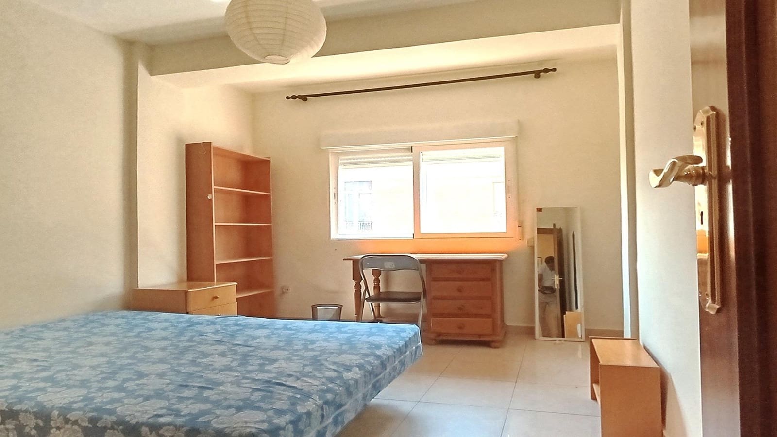 3 soveværelse Lejlighed til leje i Granada by - € 1.200 (Ref: 9181213)