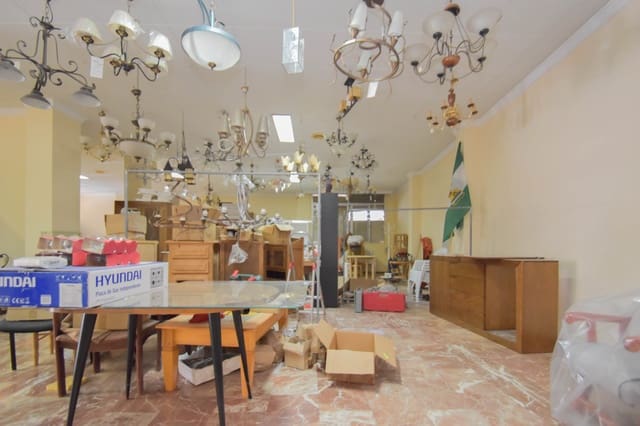 Kommersiell til salgs i Montefrío - € 100 000 (Ref: 9181215)