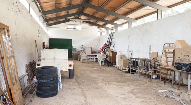 3 bedroom Finca/Country House for sale in Almadén with pool - € 370,000 (Ref: 9183833)