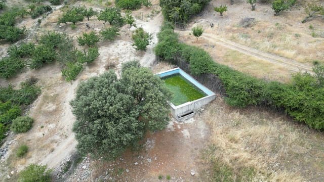 3 bedroom Finca/Country House for sale in Almadén with pool - € 370,000 (Ref: 9183833)