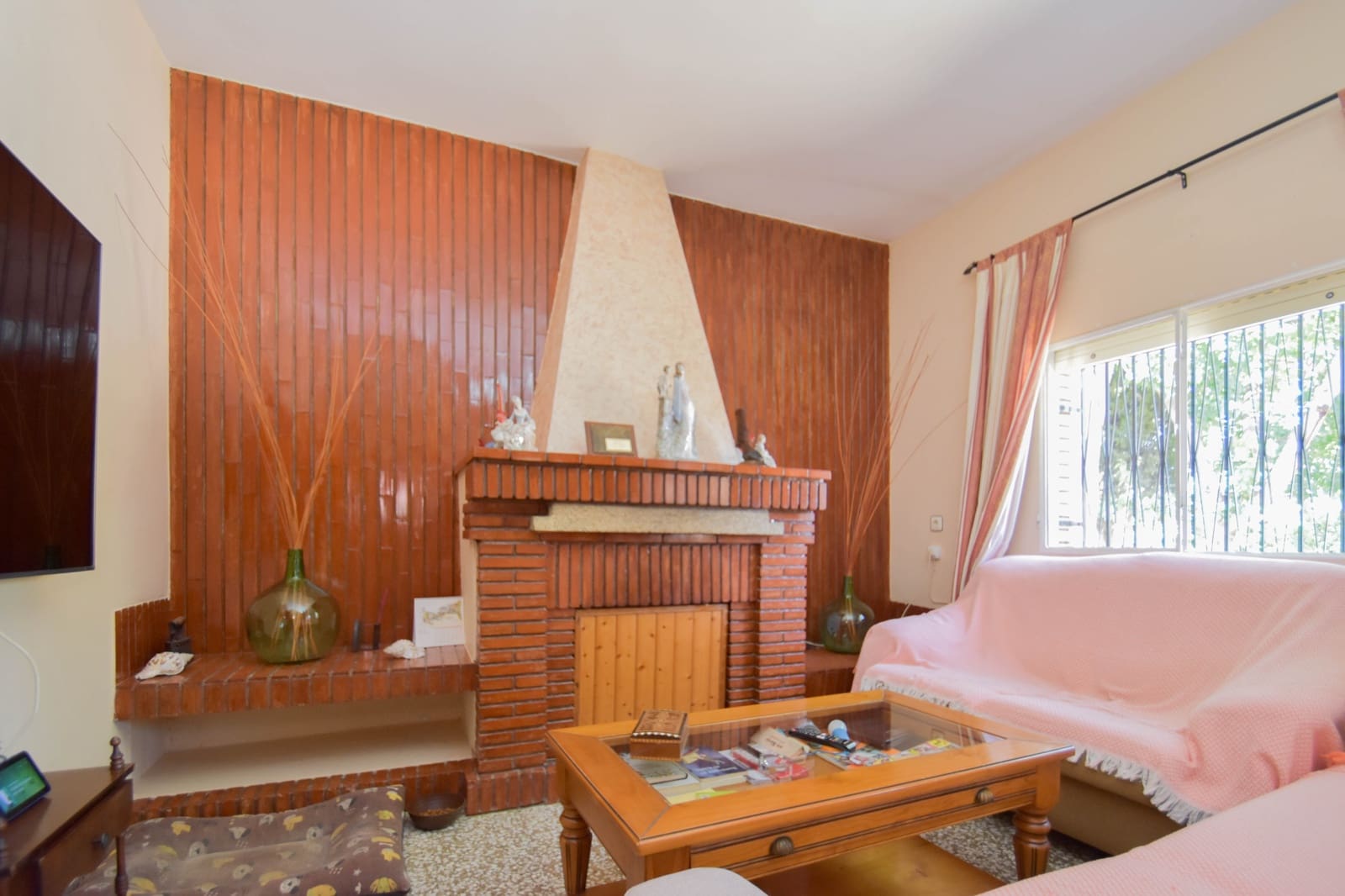 4 soveværelse Finca/Landehus til salg i Montefrio med swimmingpool - € 300.000 (Ref: 9187165)