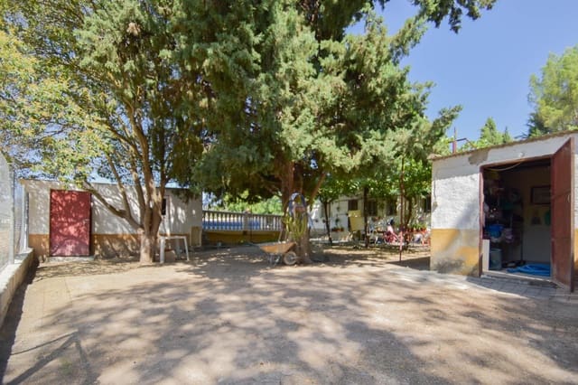 Finca/Casa Rural de 4 habitaciones en Montefrío en venta con piscina - 298.000 € (Ref: 9187165)