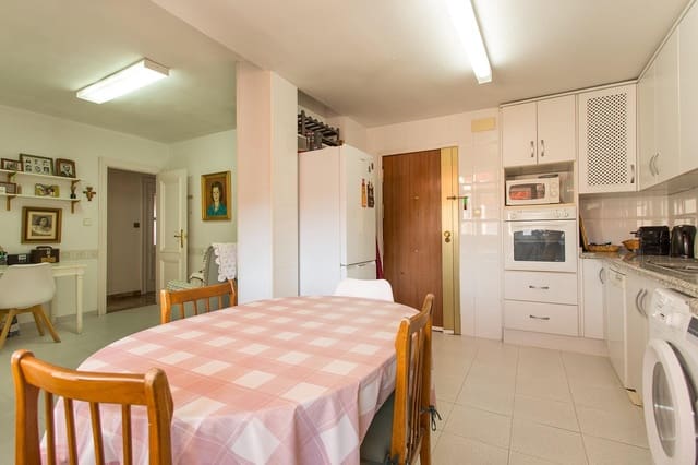 Piso de 3 habitaciones en Granada ciudad en venta con garaje - 515.000 € (Ref: 9188651)