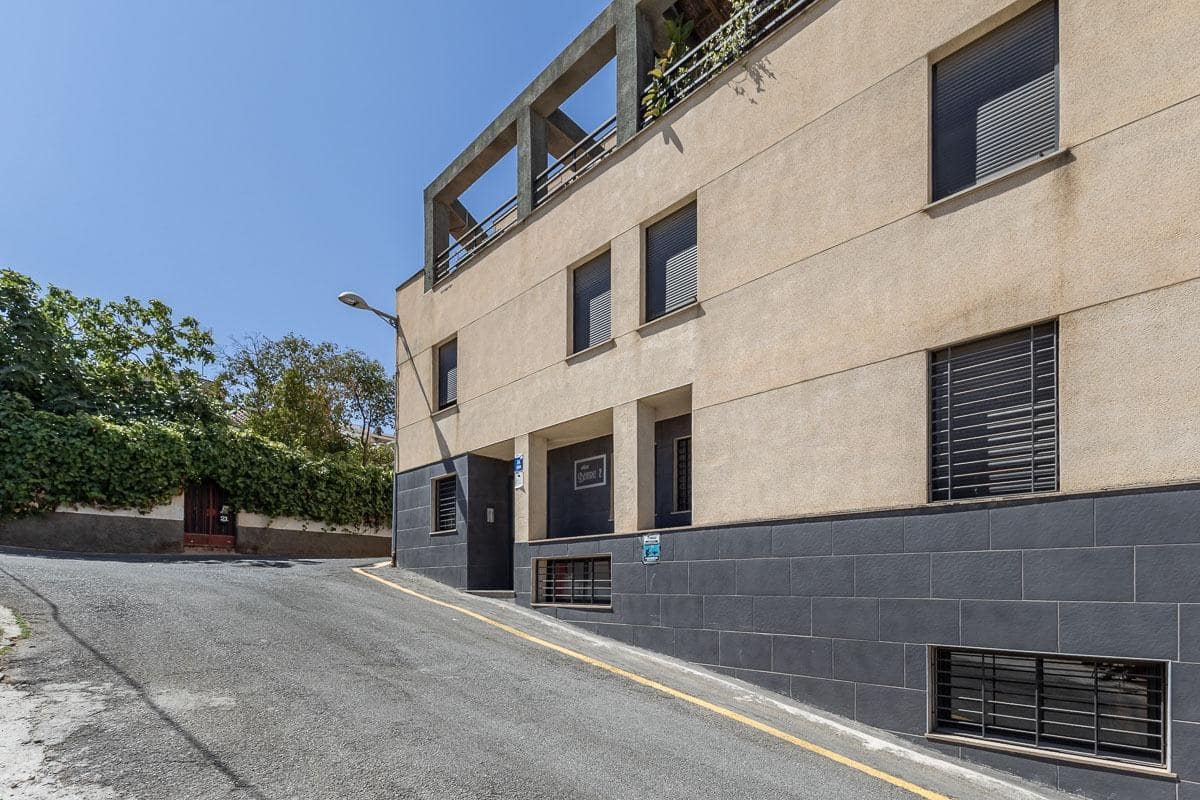 2 soveværelse Lejlighed til salg i Monachil med garage - € 136.900 (Ref: 9188654)