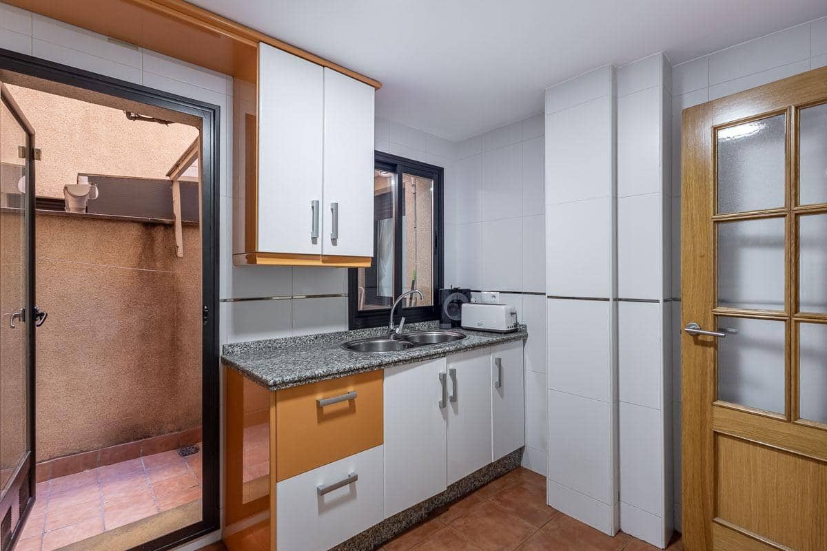 2 soveværelse Lejlighed til salg i Monachil med garage - € 136.900 (Ref: 9188654)