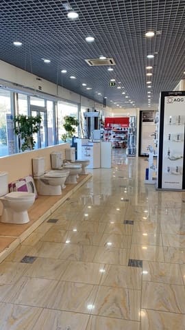 Rakentamaton maa myytävänä paikassa Linares - 850 000 € (Ref: 9189671)