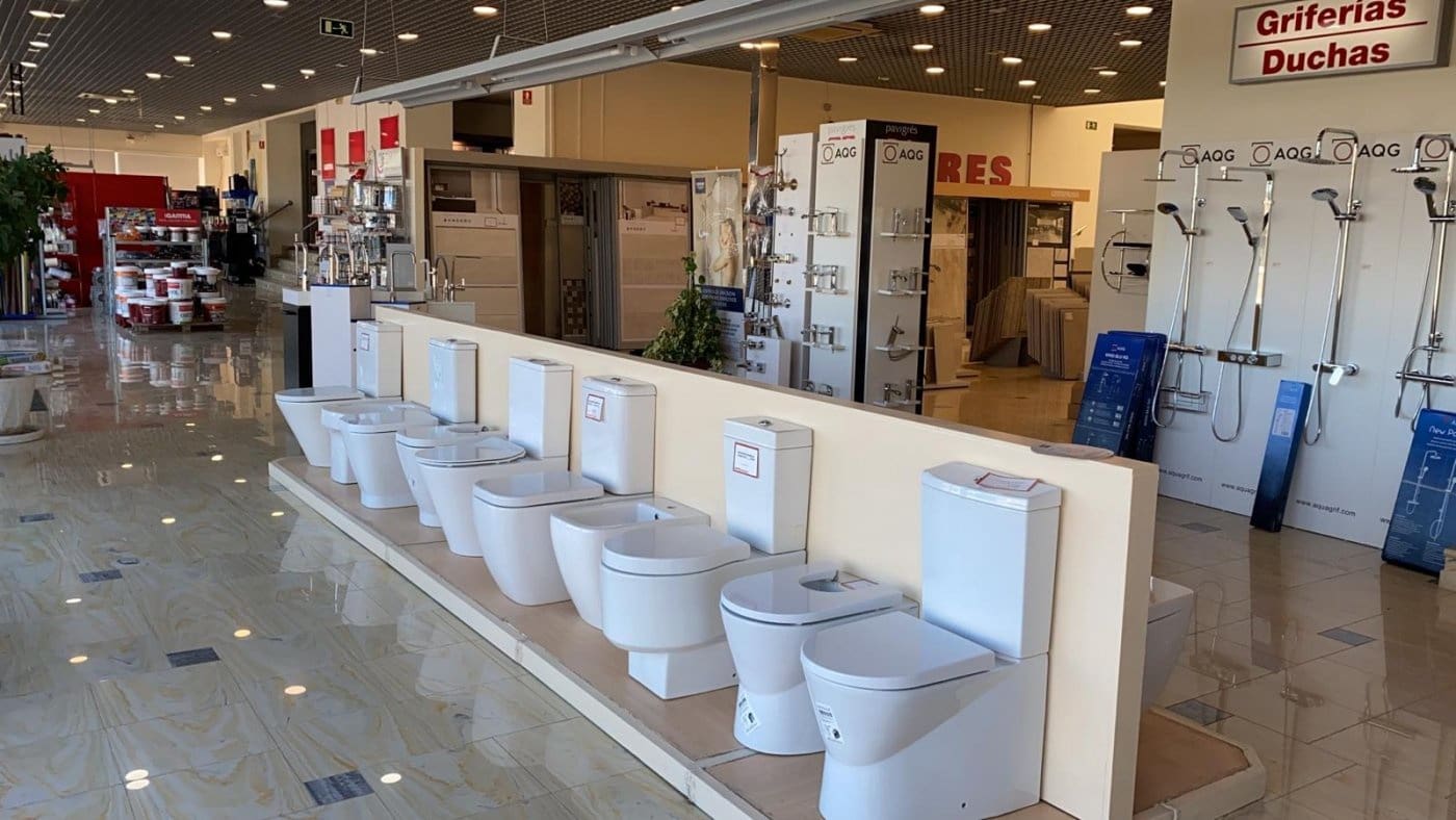 Grunde uden byggetilladelser til salg i Linares - € 850.000 (Ref: 9189671)