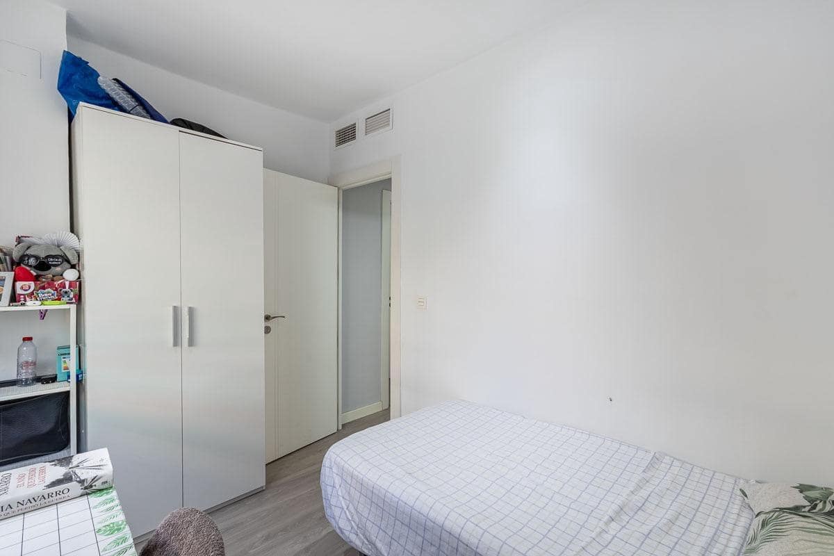 3 soverom Leilighet til salgs i Granada by - € 195 000 (Ref: 9191298)