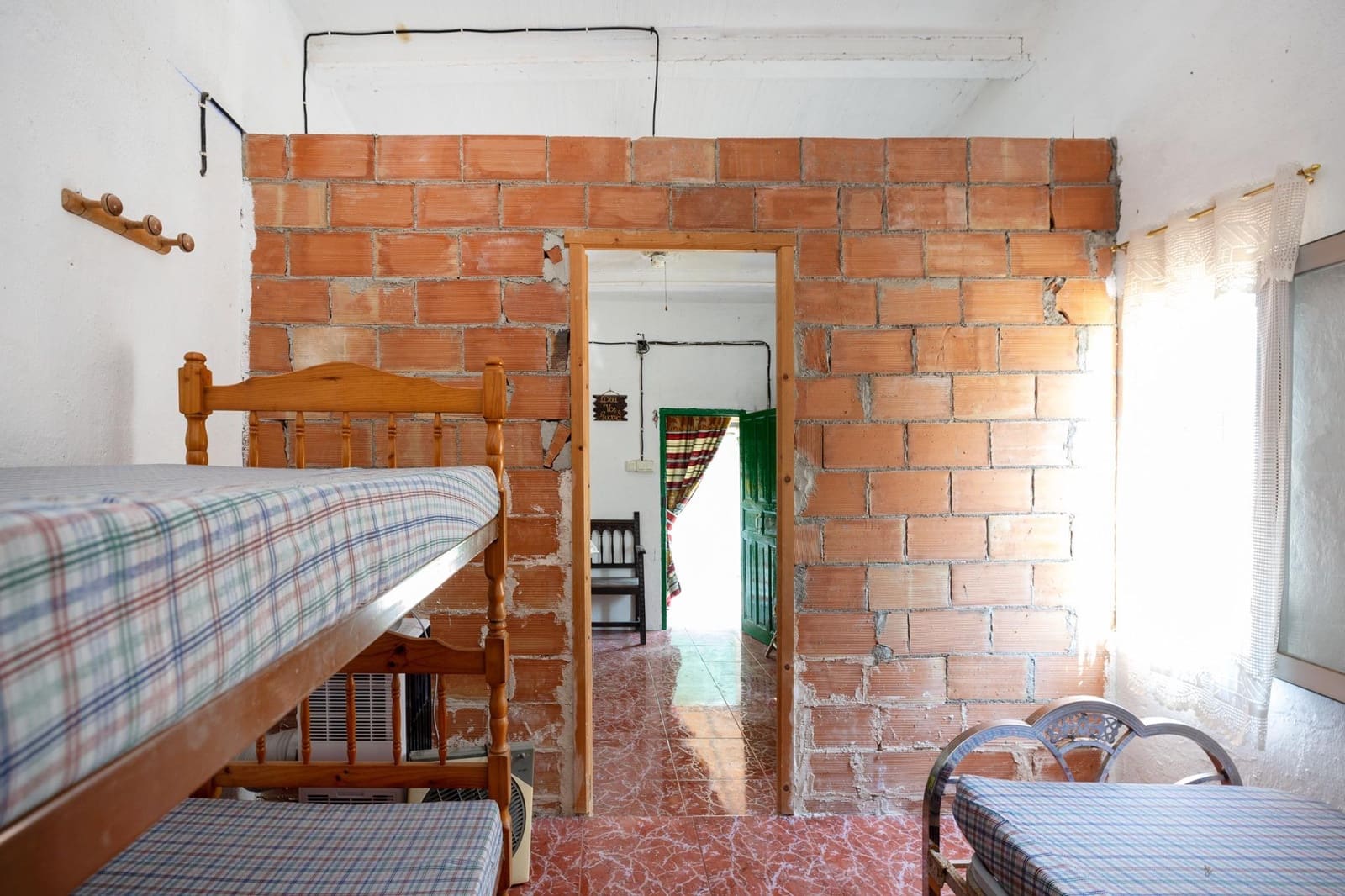 2 soveværelse Finca/Landehus til salg i Moraleda de Zafayona med garage - € 79.900 (Ref: 9200683)