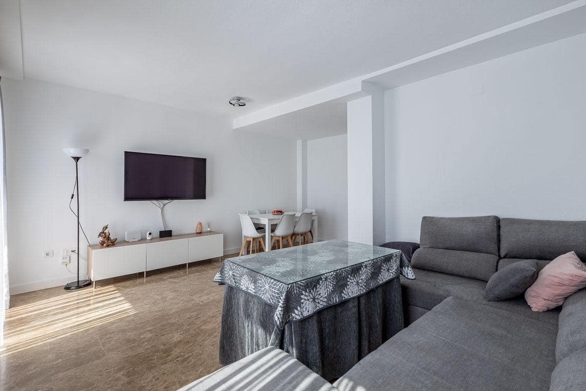 3 soveværelse Rækkehus til salg i Ogijares med garage - € 225.000 (Ref: 9200688)