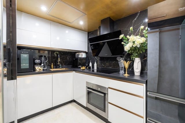 2 makuuhuone Asunto myytävänä paikassa Centro - Sagrario, Granada kaupunki - 420 000 € (Ref: 9200697)