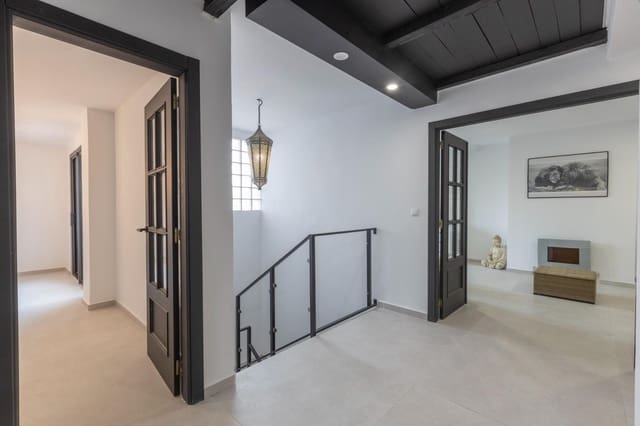 6 soveværelse Byhus til salg i Monachil - € 355.000 (Ref: 9204782)