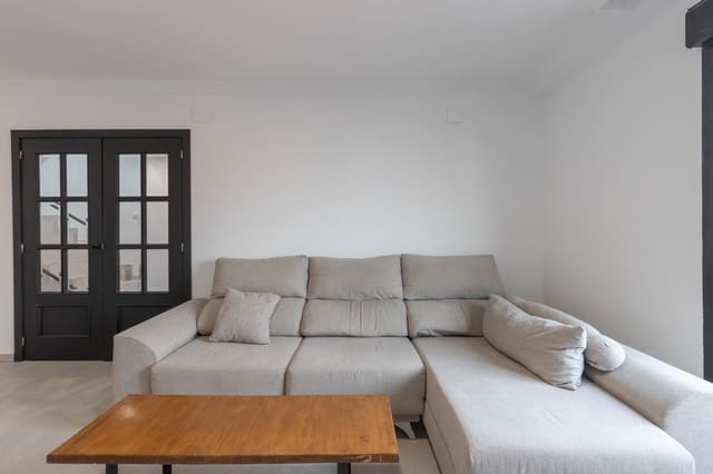 6 soveværelse Byhus til salg i Monachil - € 355.000 (Ref: 9204782)