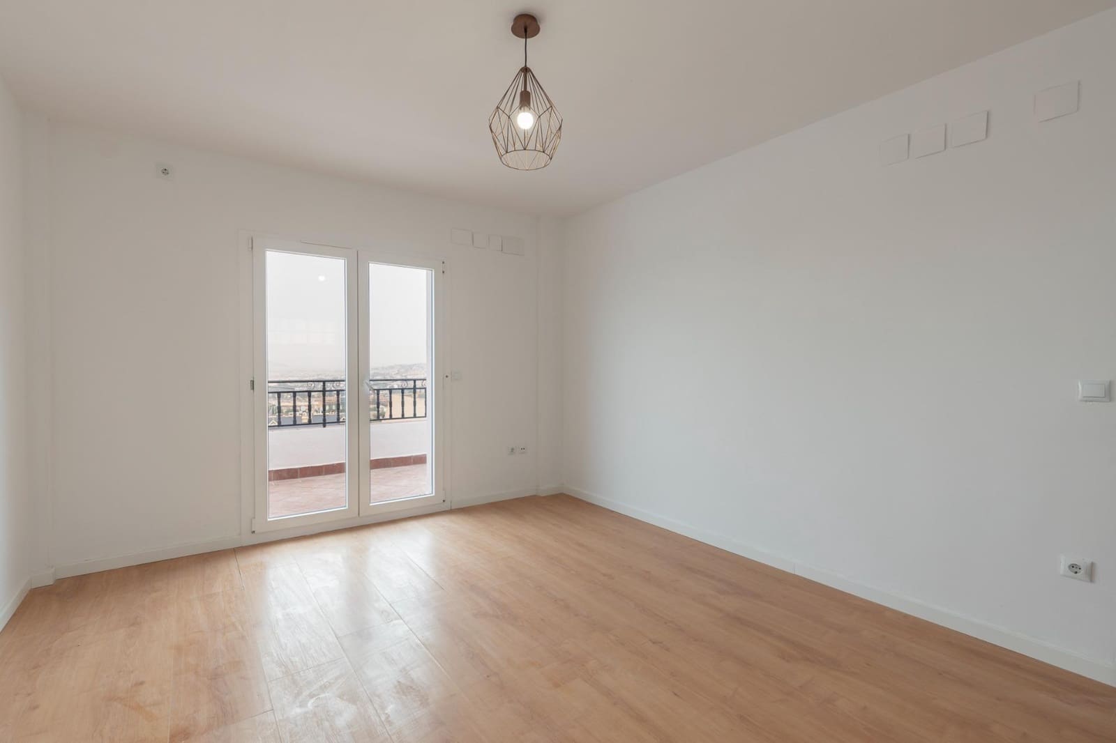 6 soveværelse Byhus til salg i Monachil - € 355.000 (Ref: 9204782)