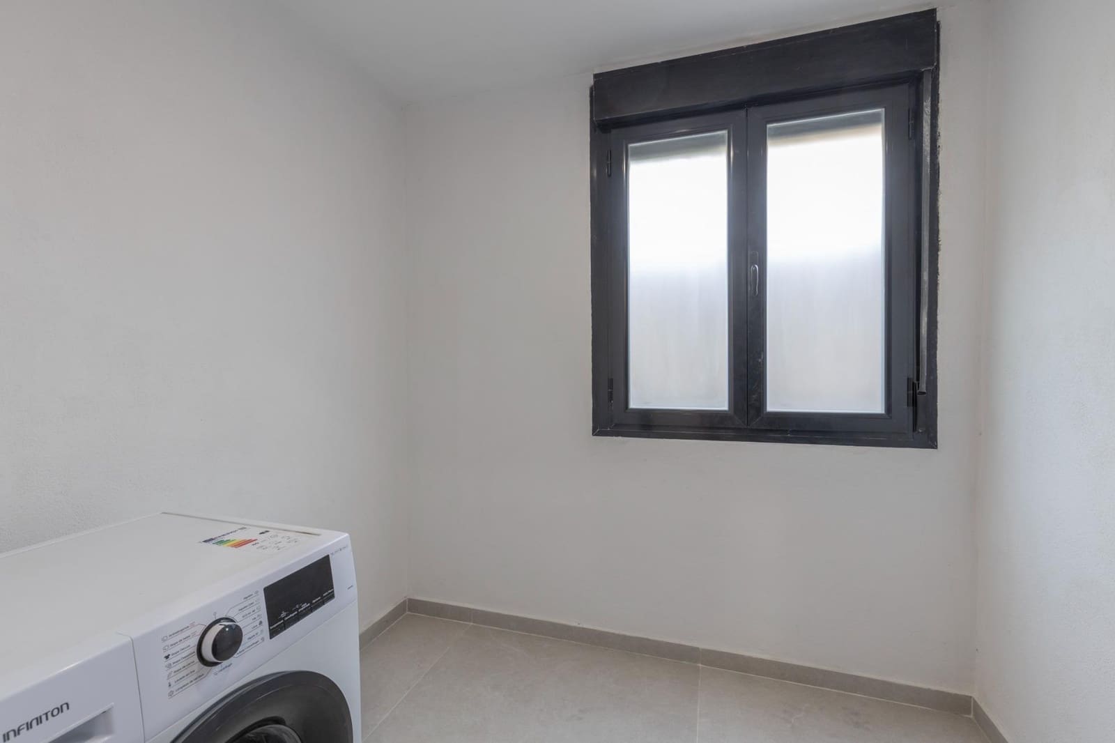 6 soveværelse Byhus til salg i Monachil - € 355.000 (Ref: 9204782)